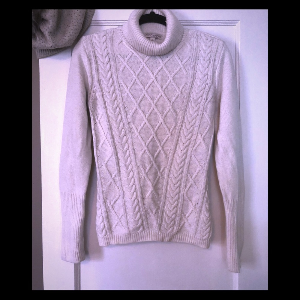 Ivory turtleneck